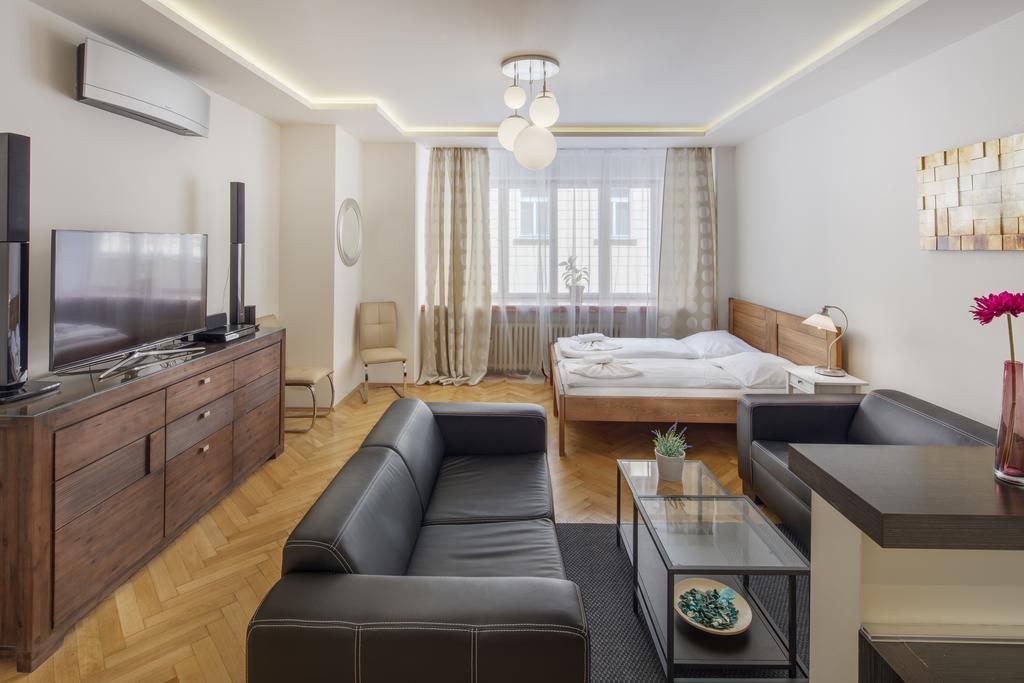 Selinor Old Town Apartments Prague Bilik gambar