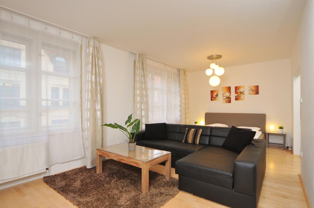 Selinor Old Town Apartments Prague Bilik gambar