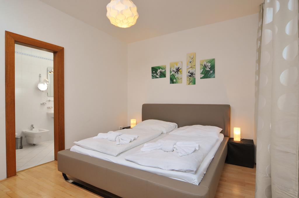 Selinor Old Town Apartments Prague Bilik gambar