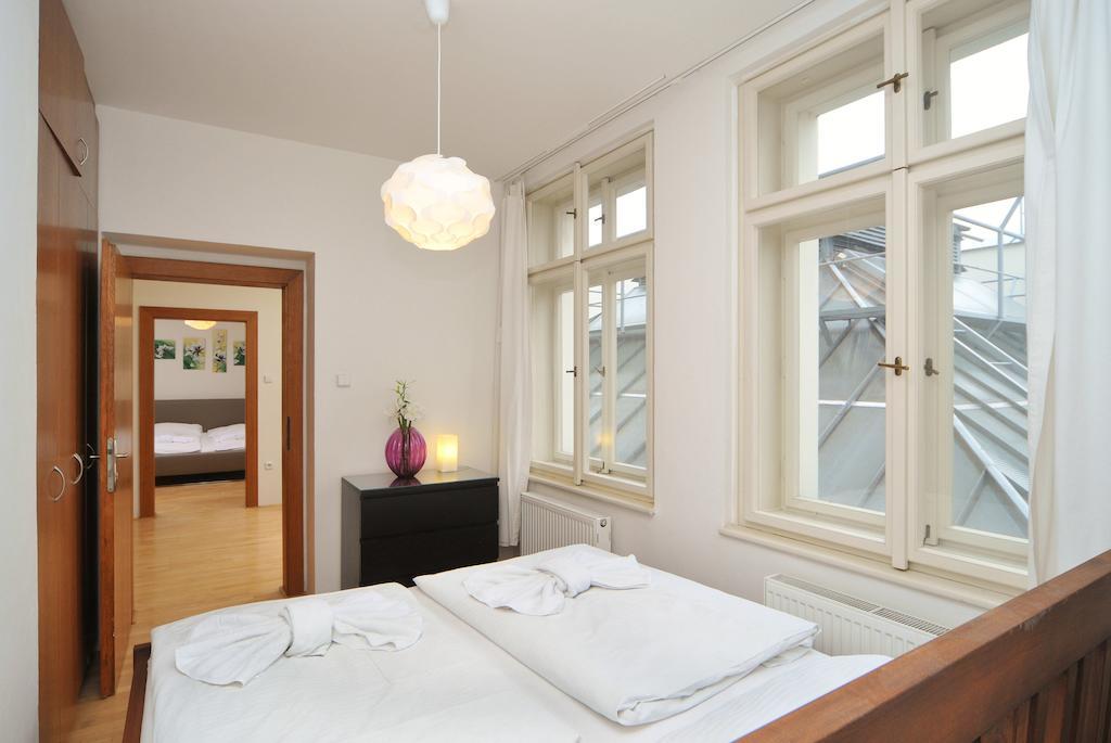Selinor Old Town Apartments Prague Luaran gambar