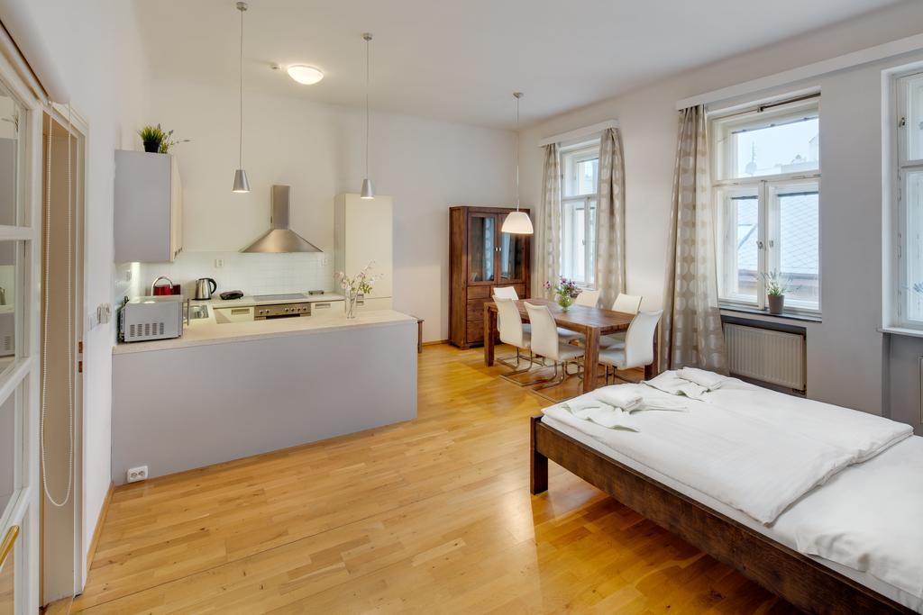 Selinor Old Town Apartments Prague Luaran gambar